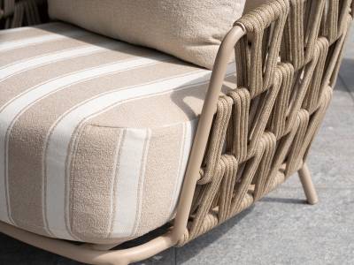 4 Seasons Outdoor Beverly Living Sessel inkl. 3 Kissen, latte