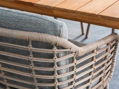 4 Seasons Outdoor Como Dining-Stuhl mit 2 Polstern