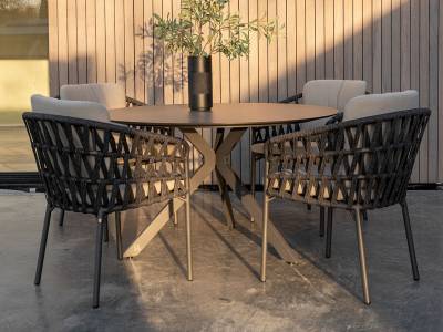 4 Seasons Outdoor Locarno Esstisch rund Ø 130 cm