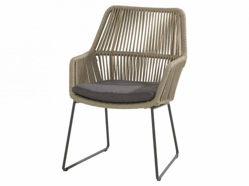 4 Seasons Outdoor Ramblas dining Sessel Taupe inkl. Kissen