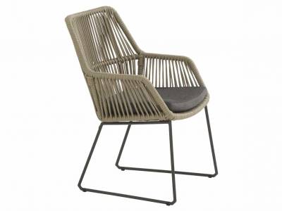 4 Seasons Outdoor Ramblas dining Sessel Taupe inkl. Kissen