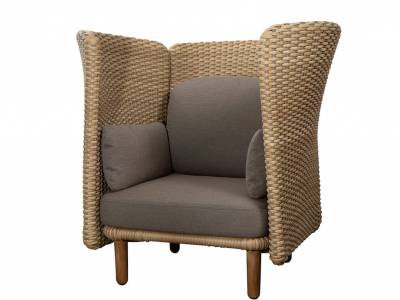 Cane-line Arch Lounge Chair m/ hoher Armlehne/Rückenlehne, inklusive Kissen