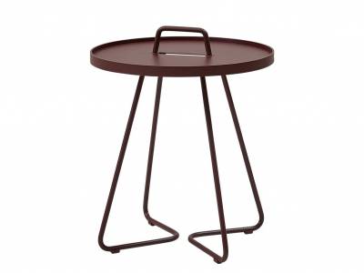 Cane-line On-The-Move Beistelltisch, klein, Bordeaux Red